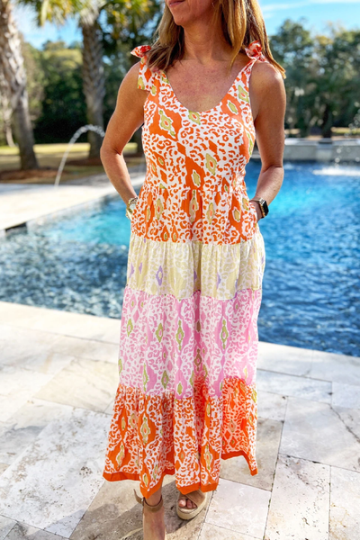 Zenda® | Orangefarbenes, gestuftes Kleid mit Leopardenmuster und geknoteten Trägern
