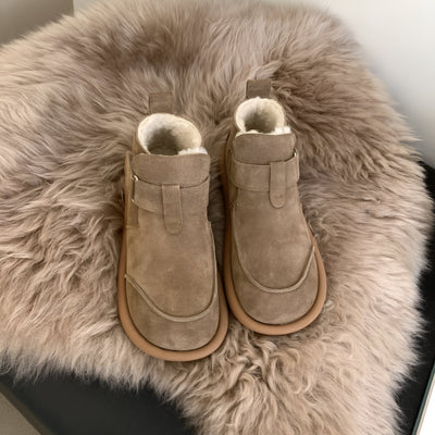 Isaure | Retro-inspirierte Ankle Boots für jeden Anlass