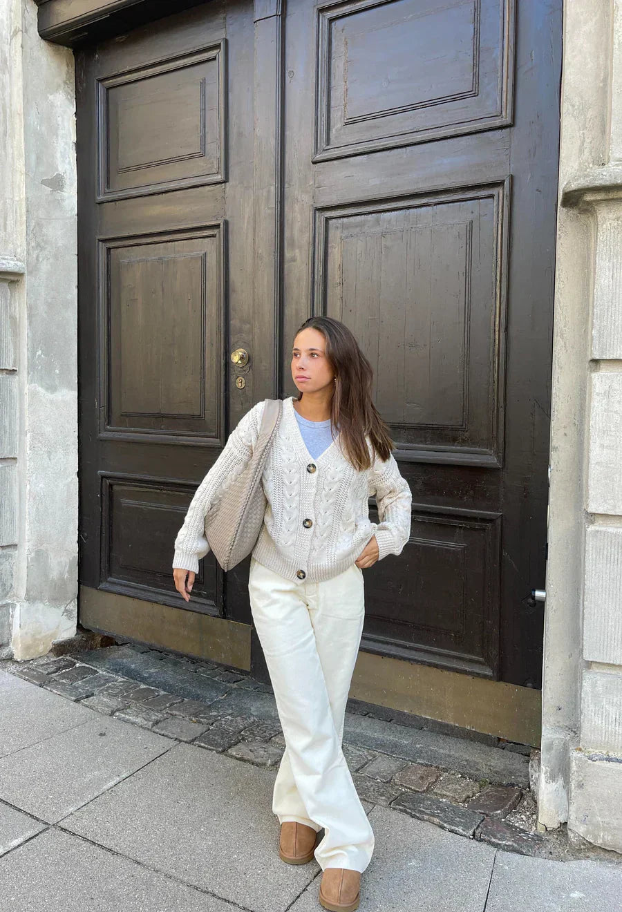 Trendige geflochtene Tasche