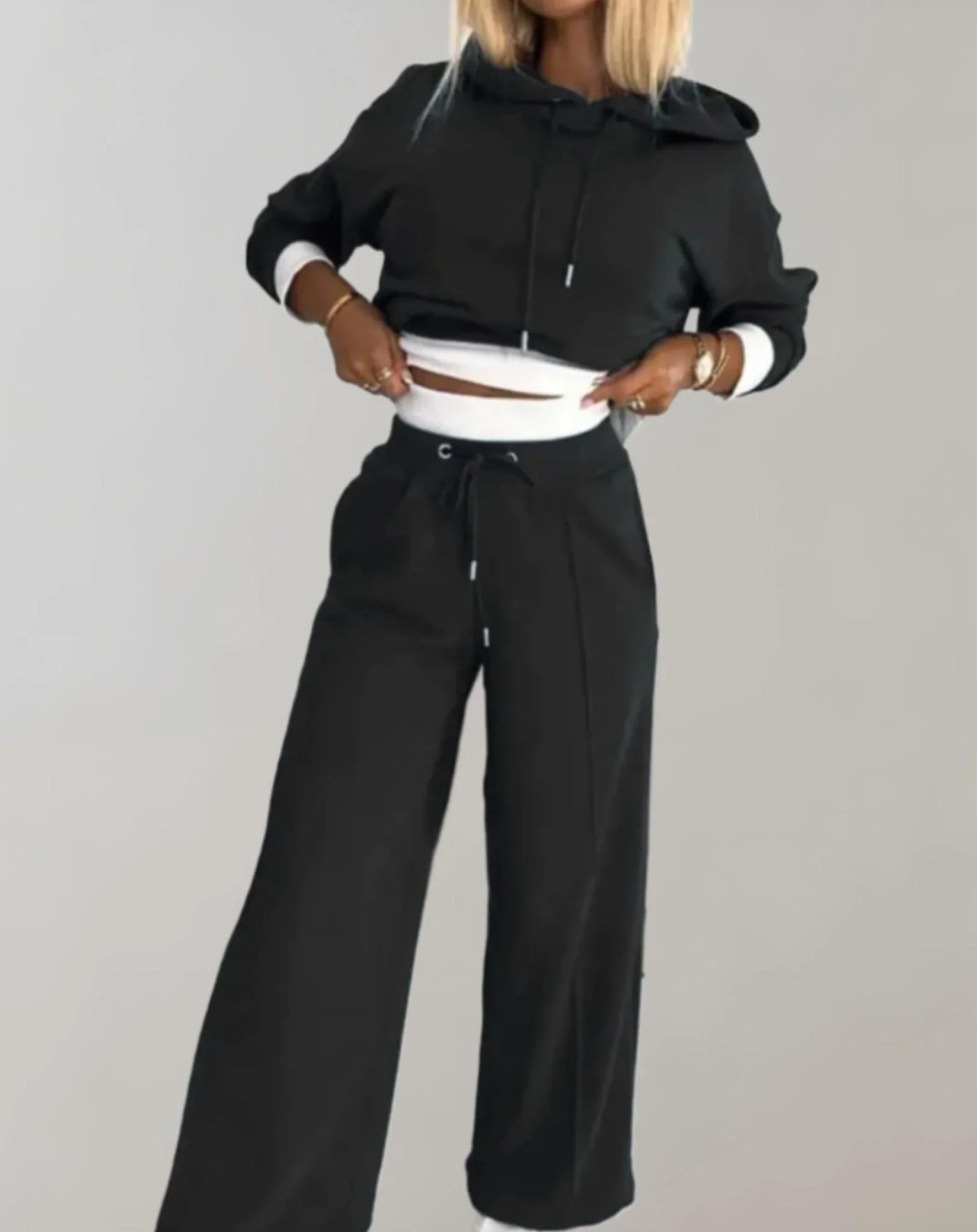 Damen Loungewear Set mit Kapuze und Kordelzug