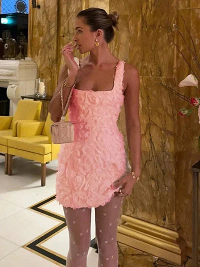 Damen Minikleid mit Blumenstruktur und Trägern