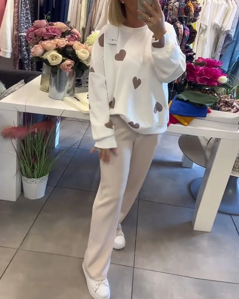 Damenpullover mit Herzmuster und bequemer Passform