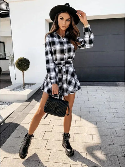 Luce Di Stella: Luxuriöses Verstellbares Netzkleid