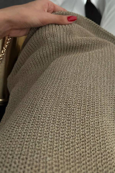 Marie® | Schickes, ärmelloses Crossover-Strickoberteil