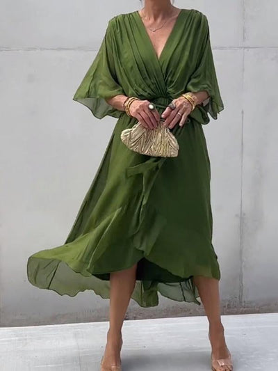 Elegantes damenkleid mit v-ausschnitt