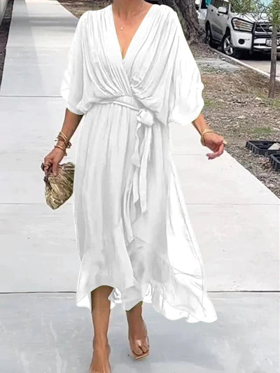 Elegantes damenkleid mit v-ausschnitt