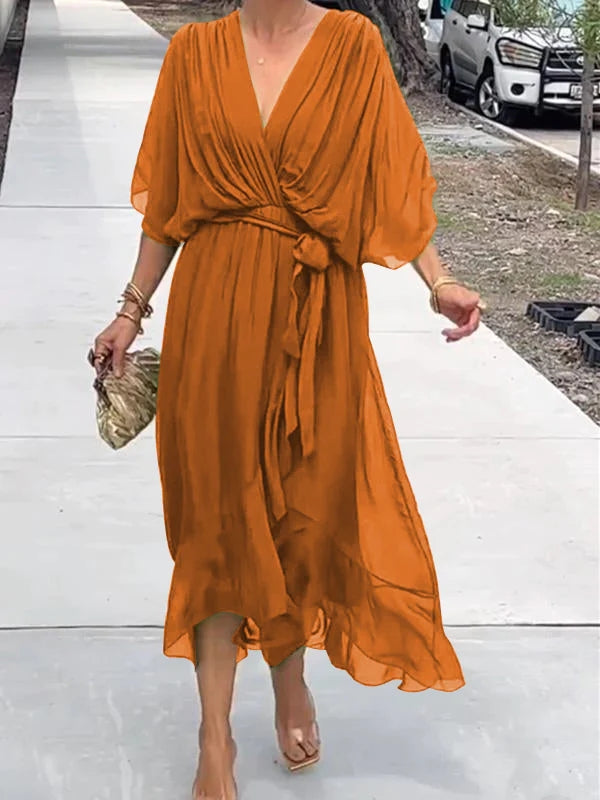 Elegantes damenkleid mit v-ausschnitt