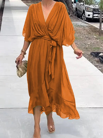 Elegantes damenkleid mit v-ausschnitt