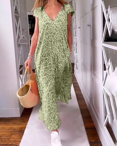 Kleid mit v-ausschnitt und kurzen Ärmeln