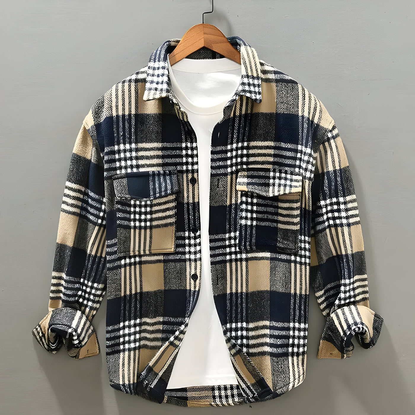 Lorcan | Wärme und Stil vereint