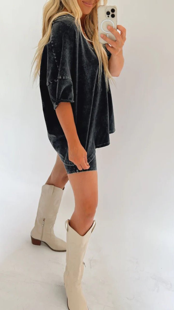 Amarra Lockeres T-Shirt und Shorts Set