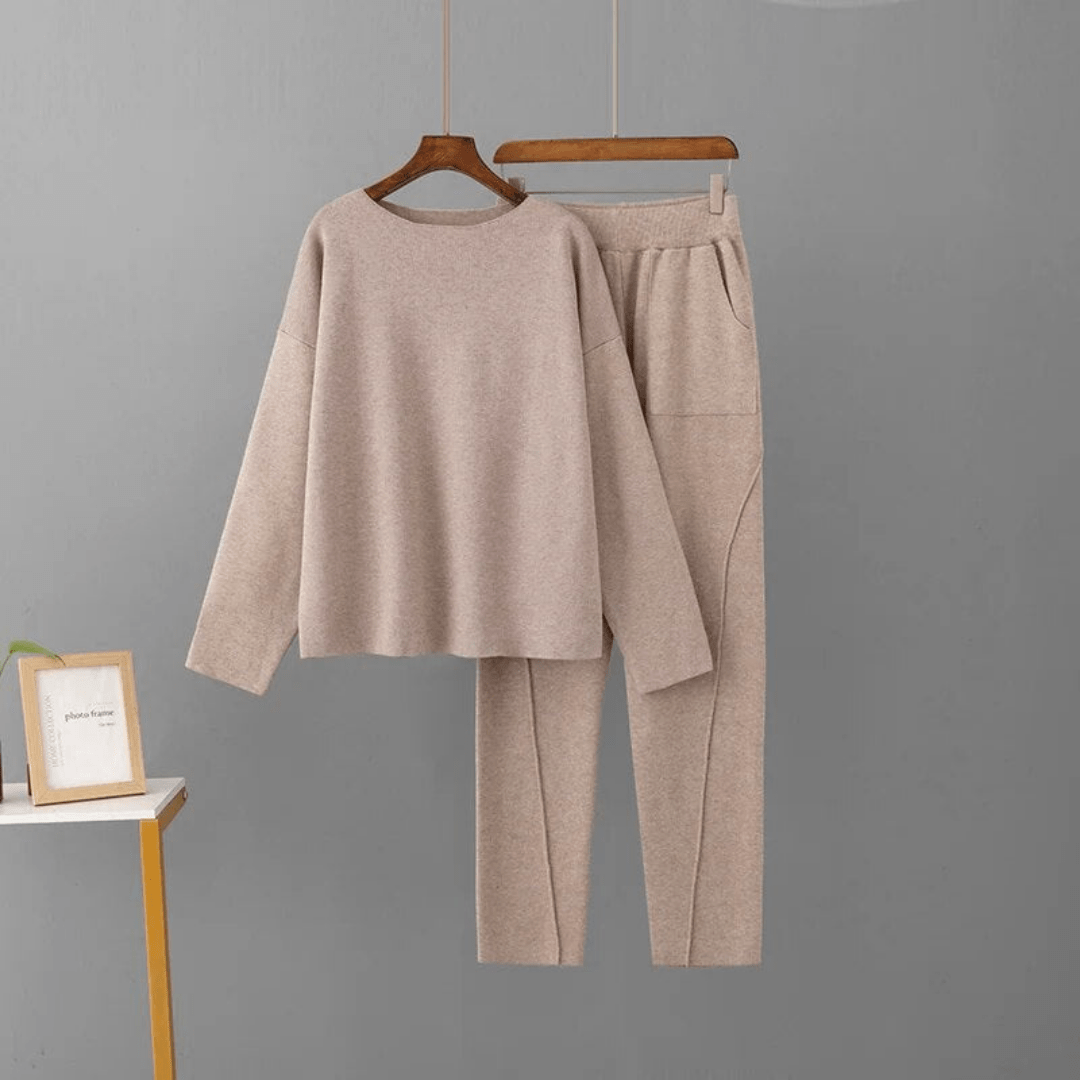 Arisha Pullover- und Hosen-Set