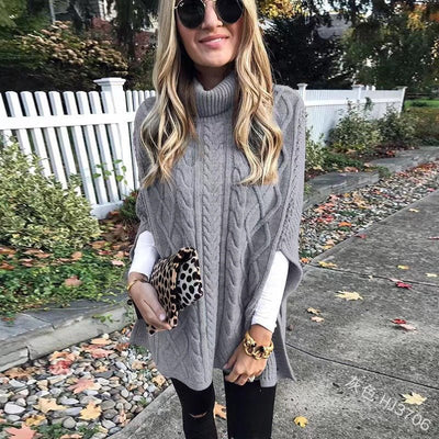 Colette Rollkragen-Poncho mit Zopfmuster