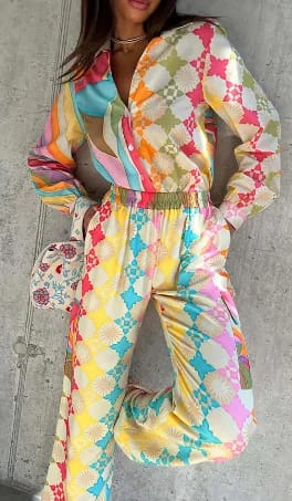 Ivy Bedrucktes Jumpsuit und Kleid