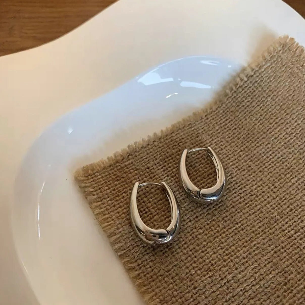 Micara - Bolt Hoops - Ohrringe