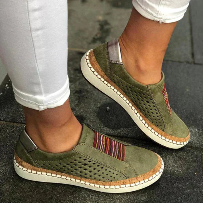 Damen-Slipper – Bequem & Stilvoll für den Alltag