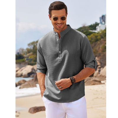 Einfaches Hemd für Herren