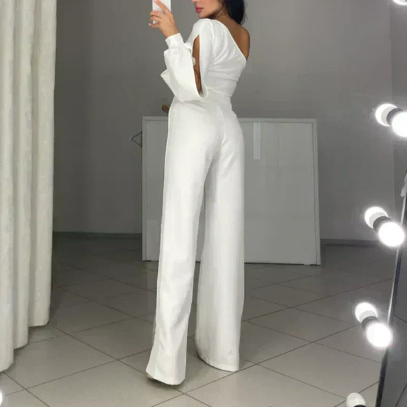 Azlina – Jumpsuit Mit Einer Schulter Und Ausgestelltem