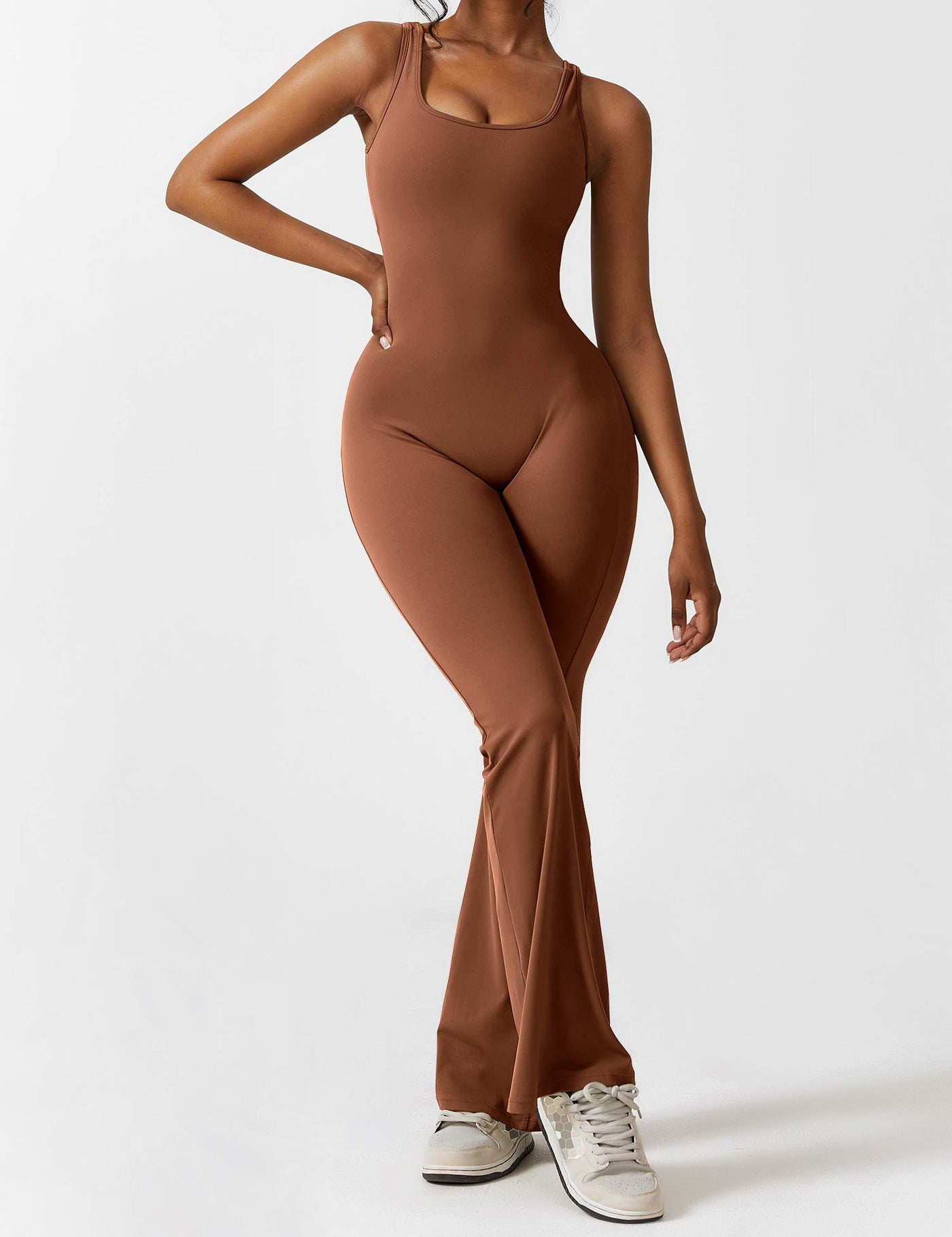 Sienna | Rückenfreier Flare-Jumpsuit
